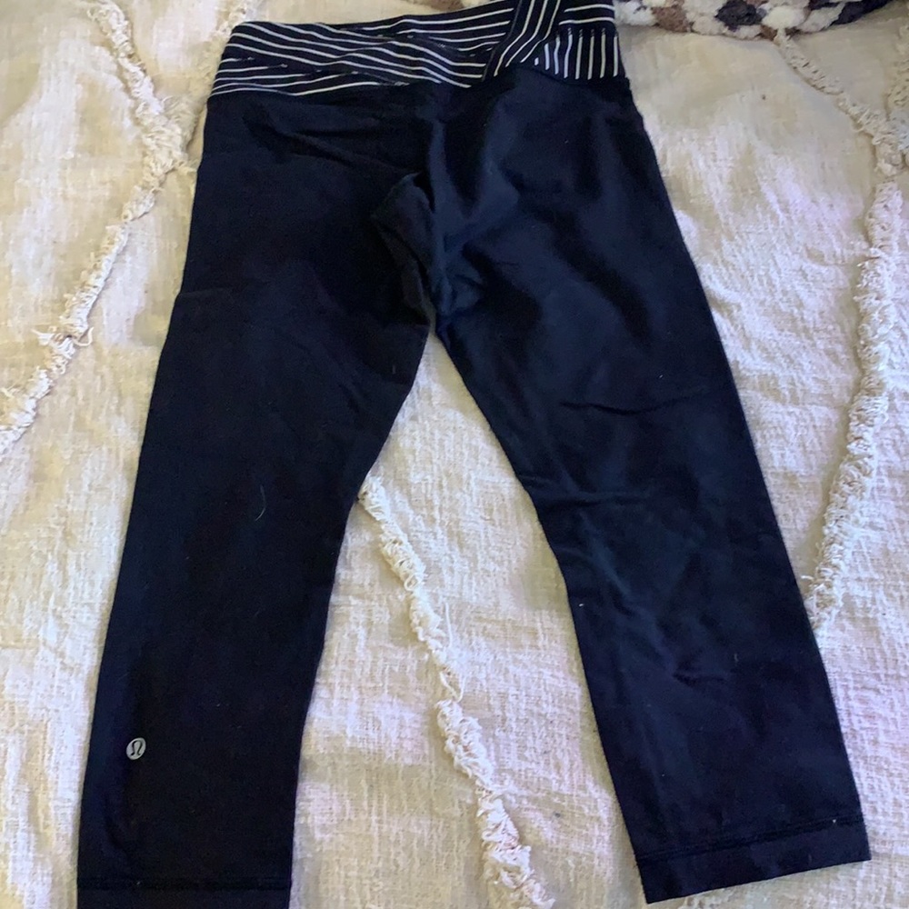 Lululemon leggings - Picture 2 of 3
